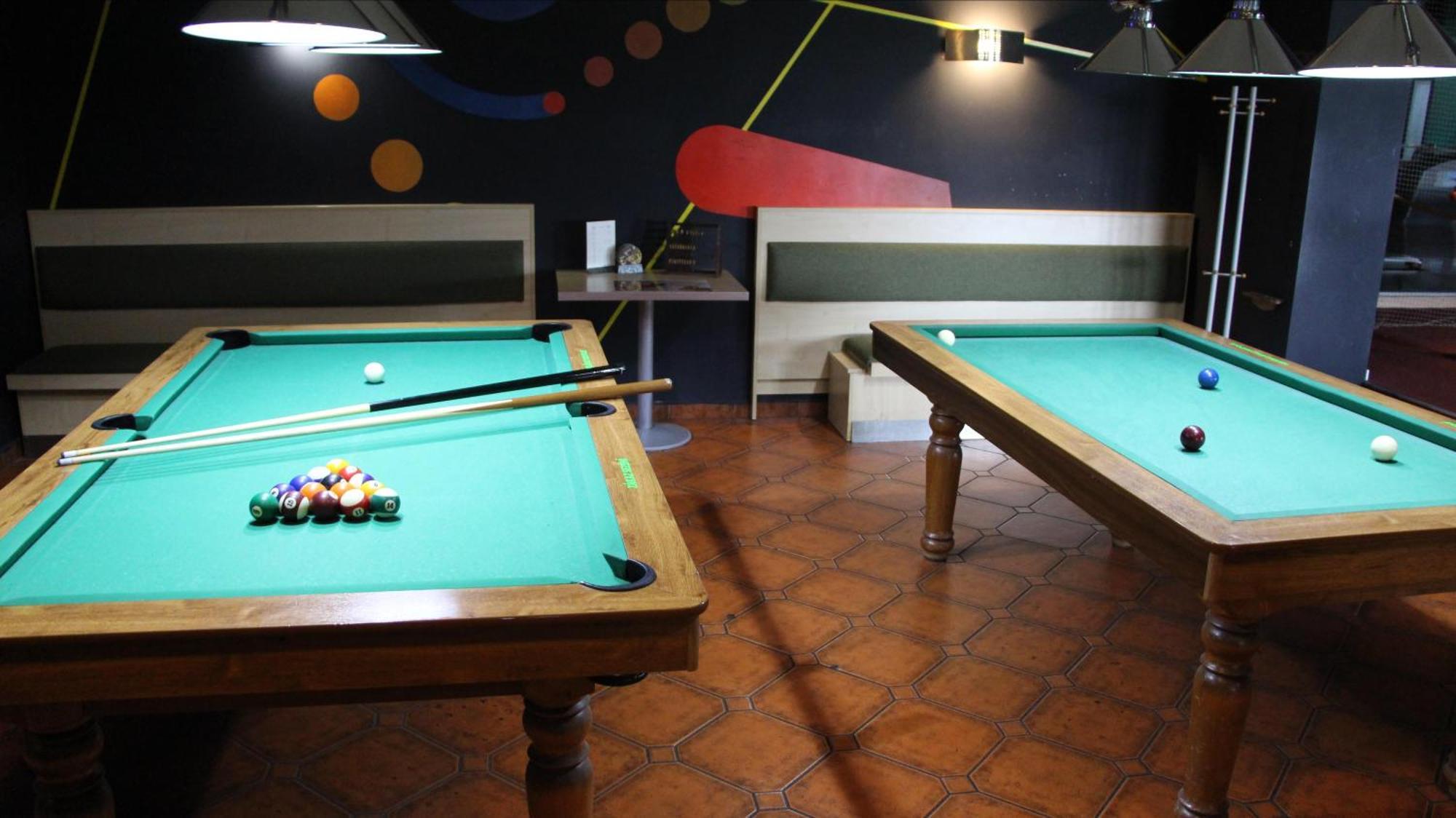 Penzion Raketa Bowling Opawa Zewnętrze zdjęcie